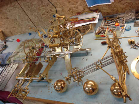 Astro 01-11 (19).jpg (894246 bytes)