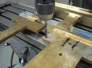 Astro 04-10 (44).jpg (831688 bytes)