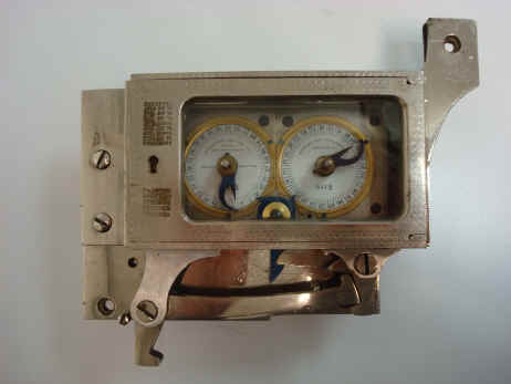 Consolidated 2mvt w-levers.JPG (953265 bytes)