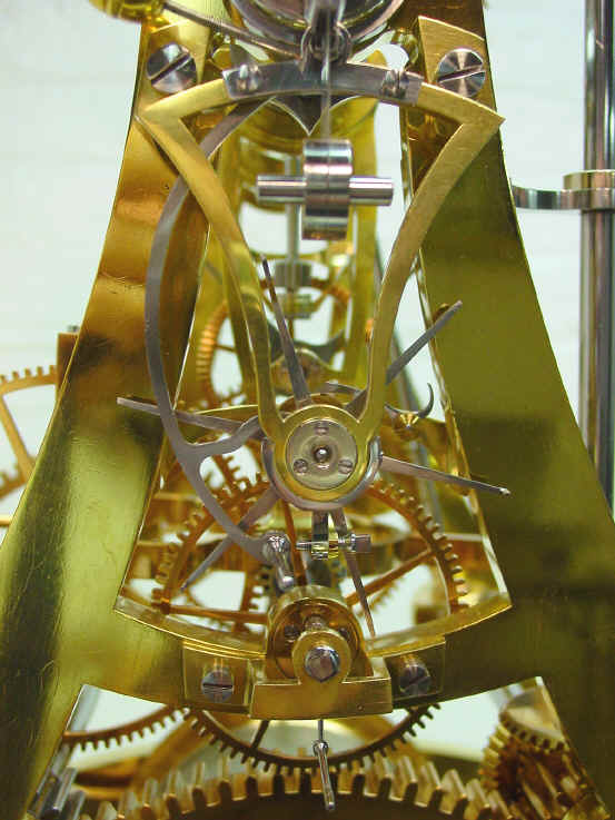 Escapement.jpg (676236 bytes)