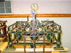 Horz3-mtcc.jpg (24164 bytes)