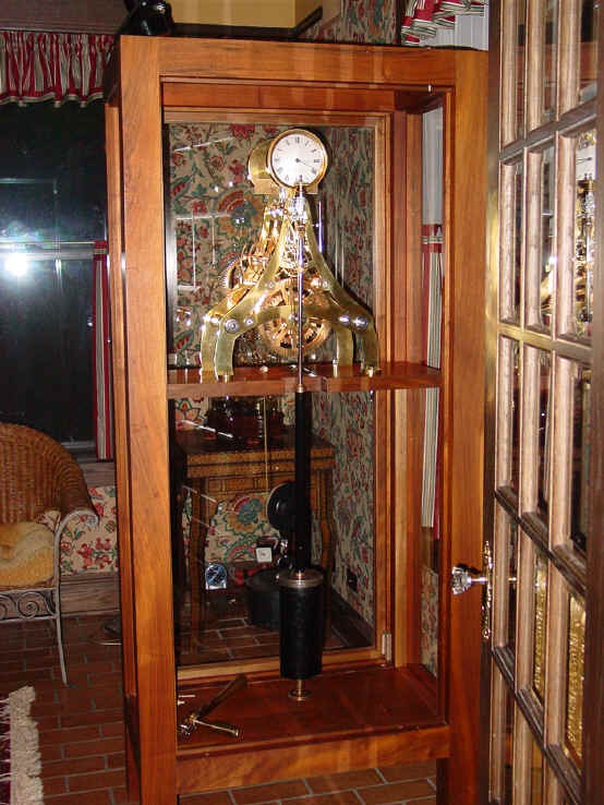 In cabinet full view.jpg (584494 bytes)
