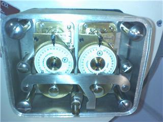 Kromer in Mosler vault door (2).jpg (15470 bytes)