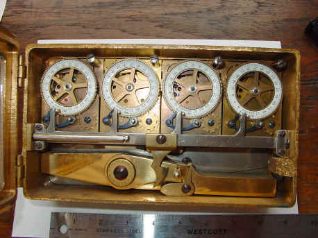 S&G 4mvt wagon wheel-brass2.jpg (800826 bytes)