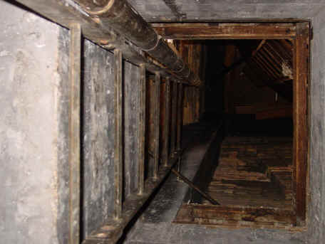 ST #7 tower interior (10).JPG (841237 bytes)