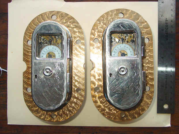 Yale 1mvt bathtub pair.jpg (1045143 bytes)
