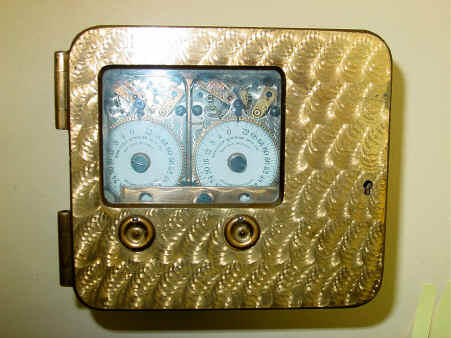Yale 2mvt brass damascene.jpg (555545 bytes)