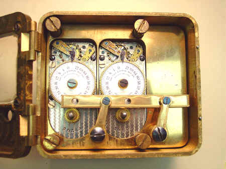 Yale 2mvt brass damascene2.jpg (543667 bytes)