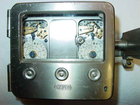 Yale t-2mvt timers.JPG (926336 bytes)