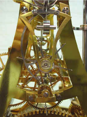 s- Escapement.jpg (71445 bytes)
