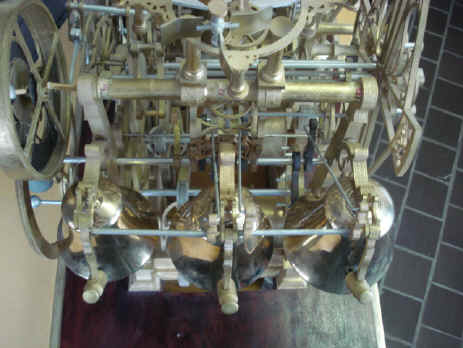 Astro 11-09 (7).jpg (151064 bytes)