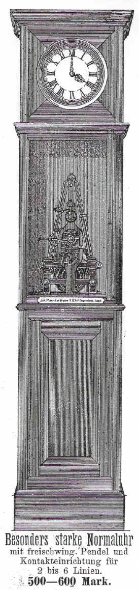 German mini tower clock in tallcase (14).jpg (806381 bytes)