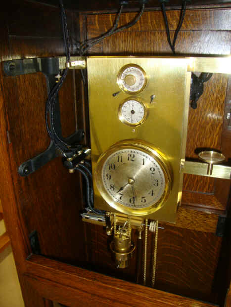 Telechron C (5).JPG (2095743 bytes)